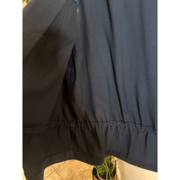 Frye and Co. Lightweight Cropped Navy Blue M Jacket ⭐BOGO🎉 - Picture 7 of 9